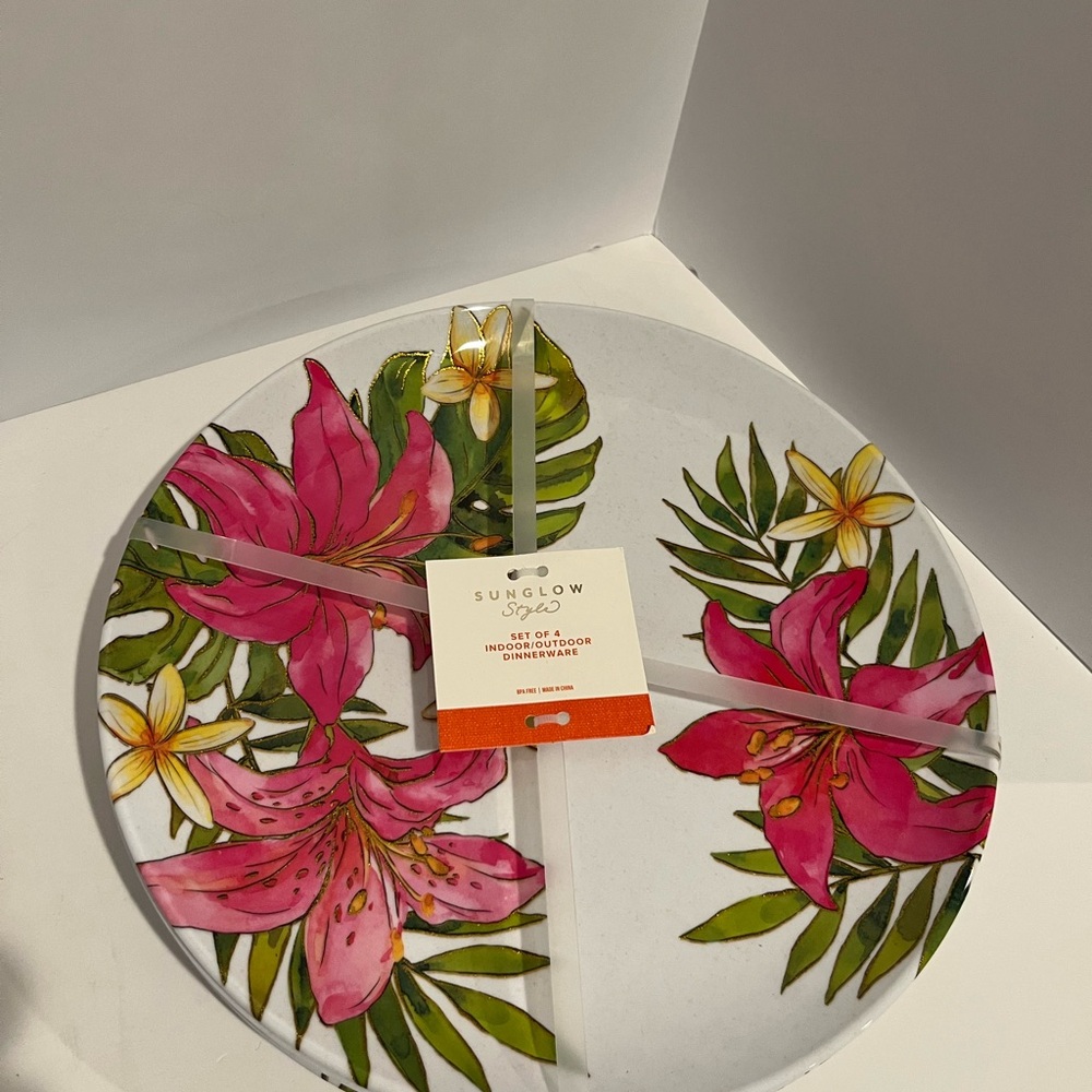 London Times Sunglow Style Dinnerware Set